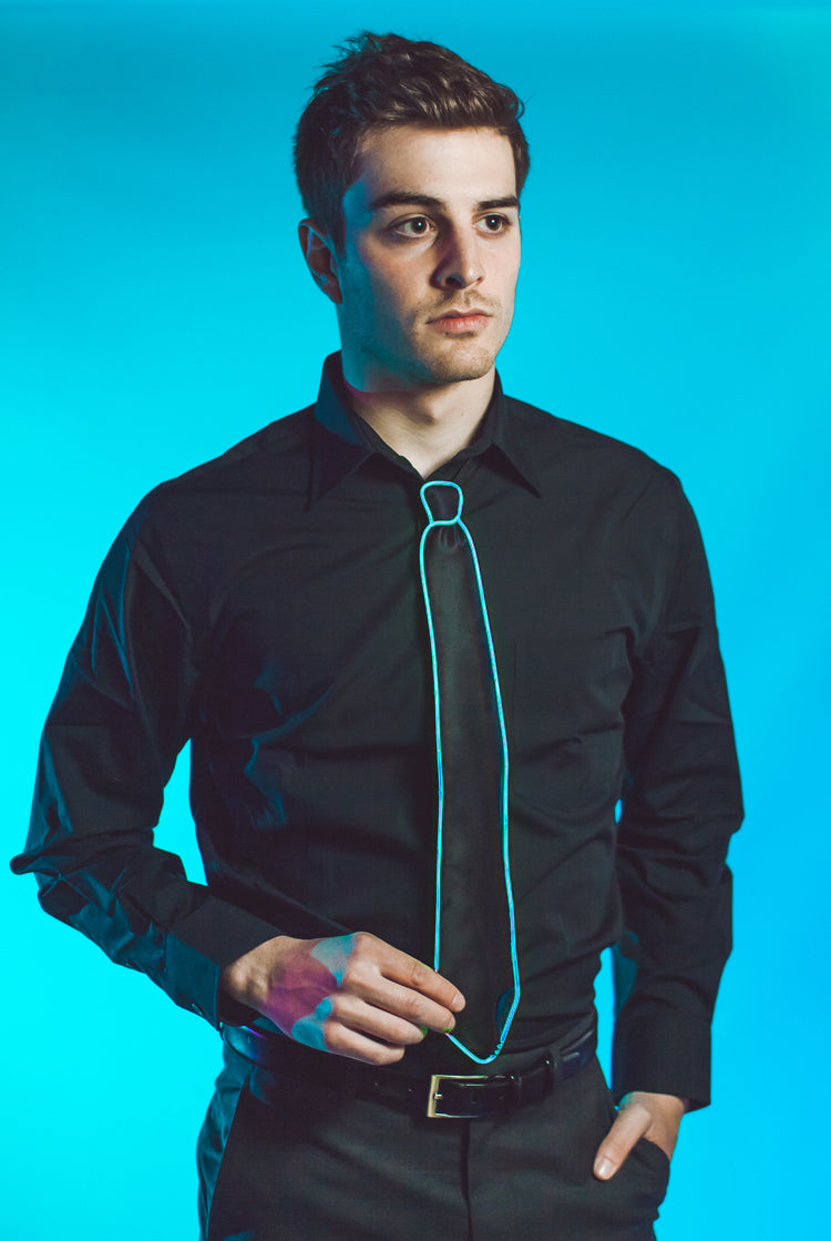 Light Up Tie Aqua